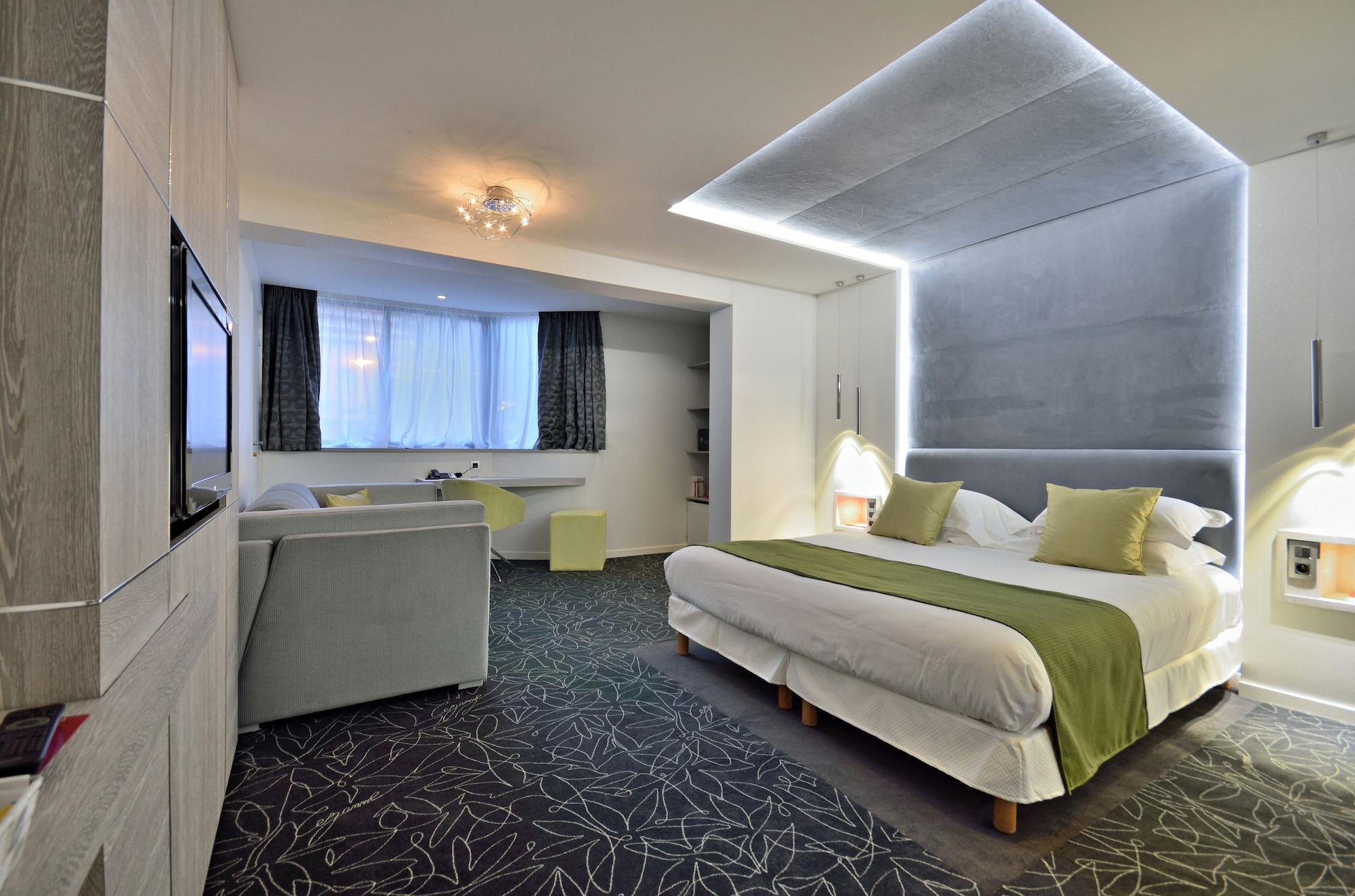 Cezanne Hotel Кан Екстериор снимка