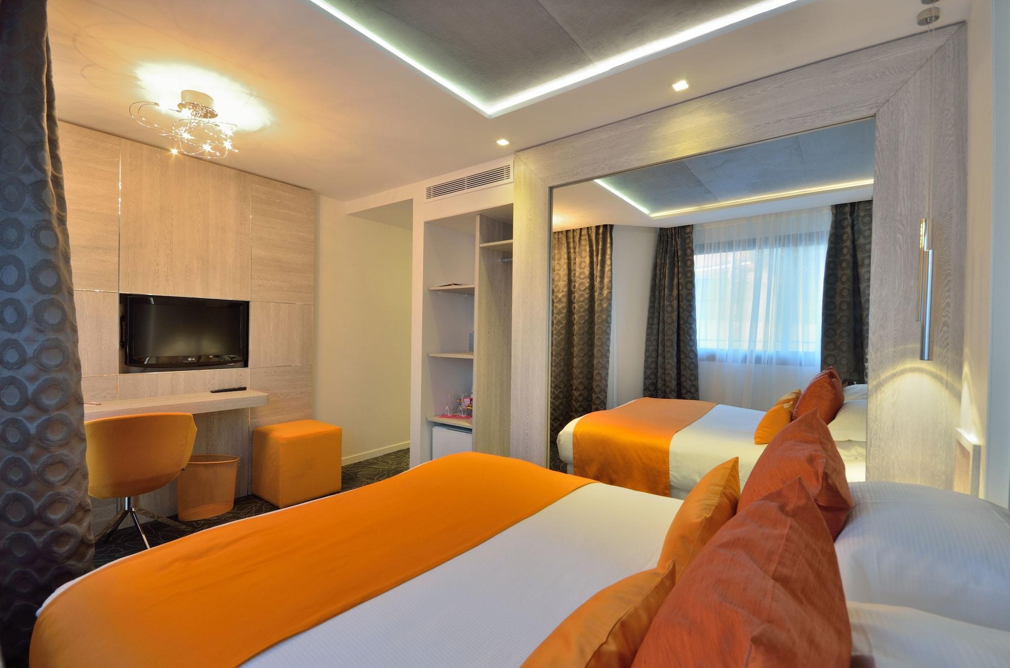 Cezanne Hotel Кан Екстериор снимка
