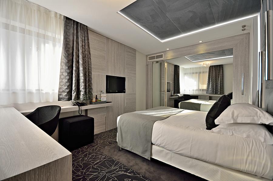 Cezanne Hotel Кан Екстериор снимка