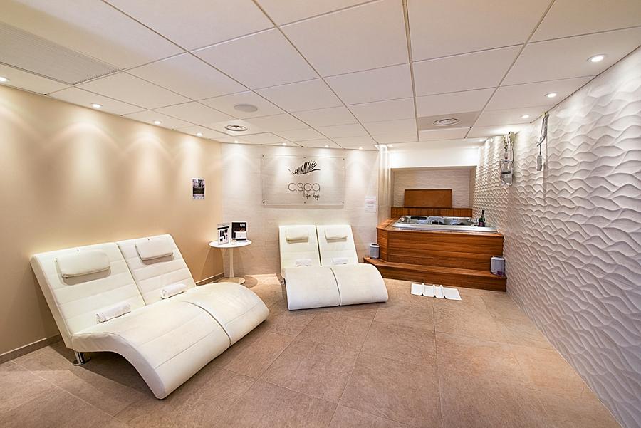 Cezanne Hotel Кан Екстериор снимка