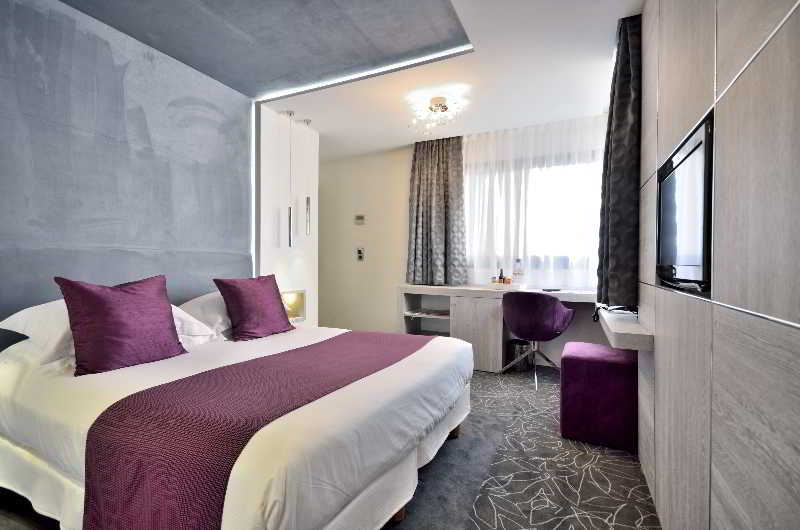 Cezanne Hotel Кан Екстериор снимка