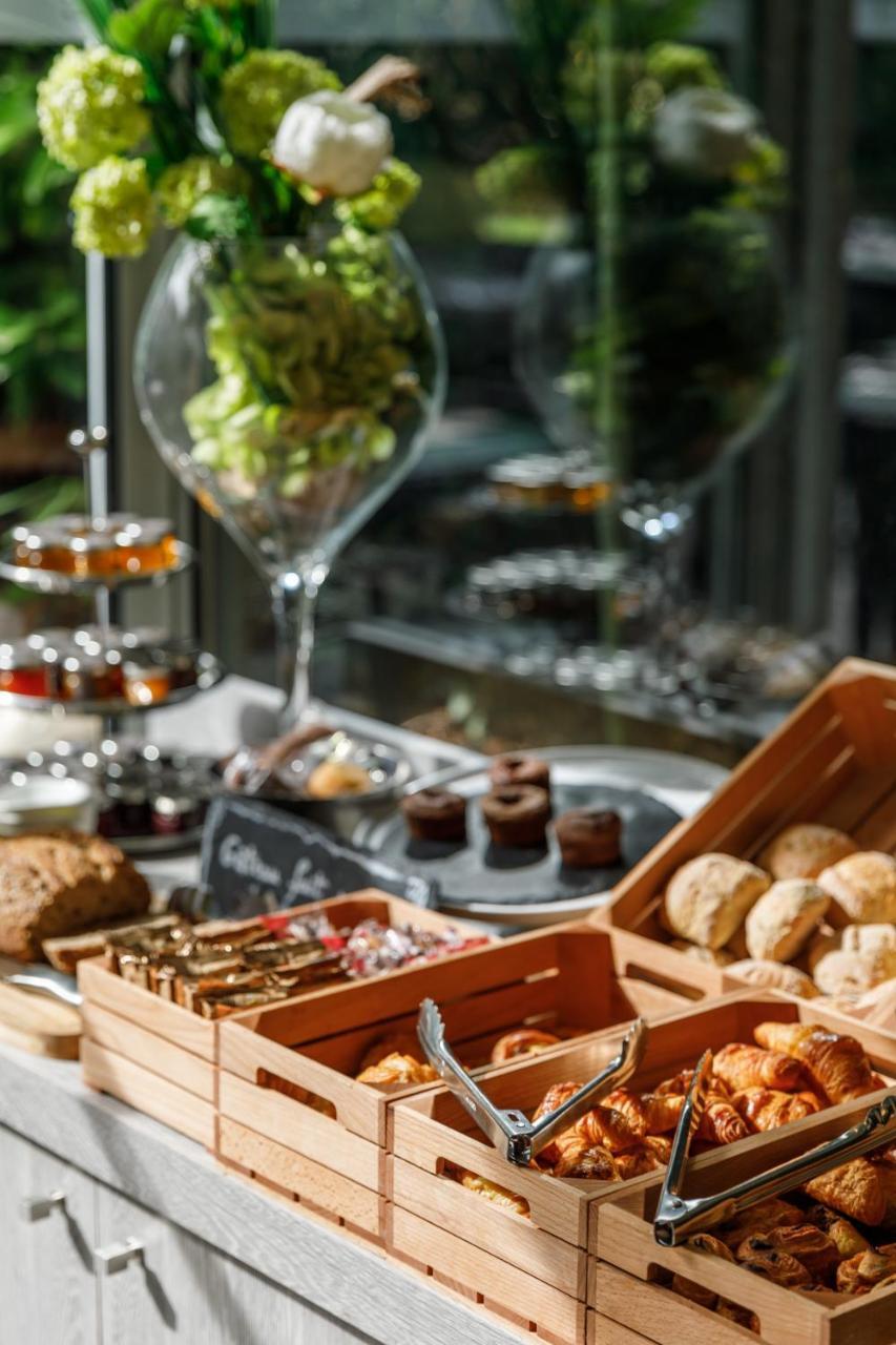 Cezanne Hotel Кан Екстериор снимка